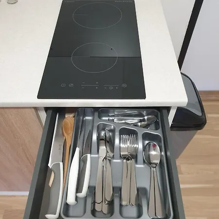 Za Poštou Zdar nad Metuji